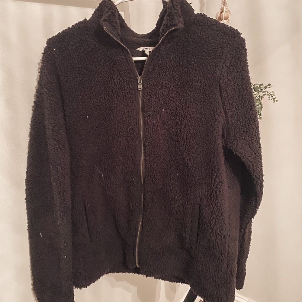 Black Sherpa zip up